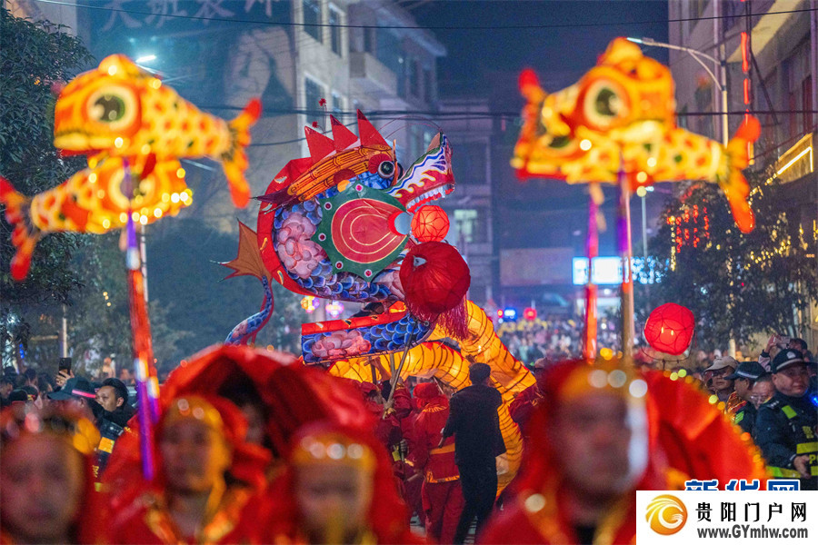 贵州大方：古镇舞龙迎元宵(图8)