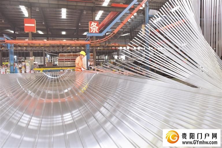 水城“精准滴灌”发展新质生产力 聚才“强磁场”加速成型(图2)