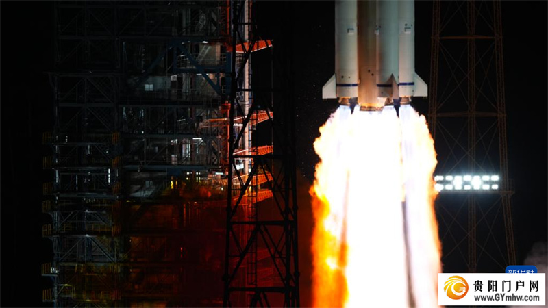 我国成功发射巴基斯坦多任务通信卫星(图3)