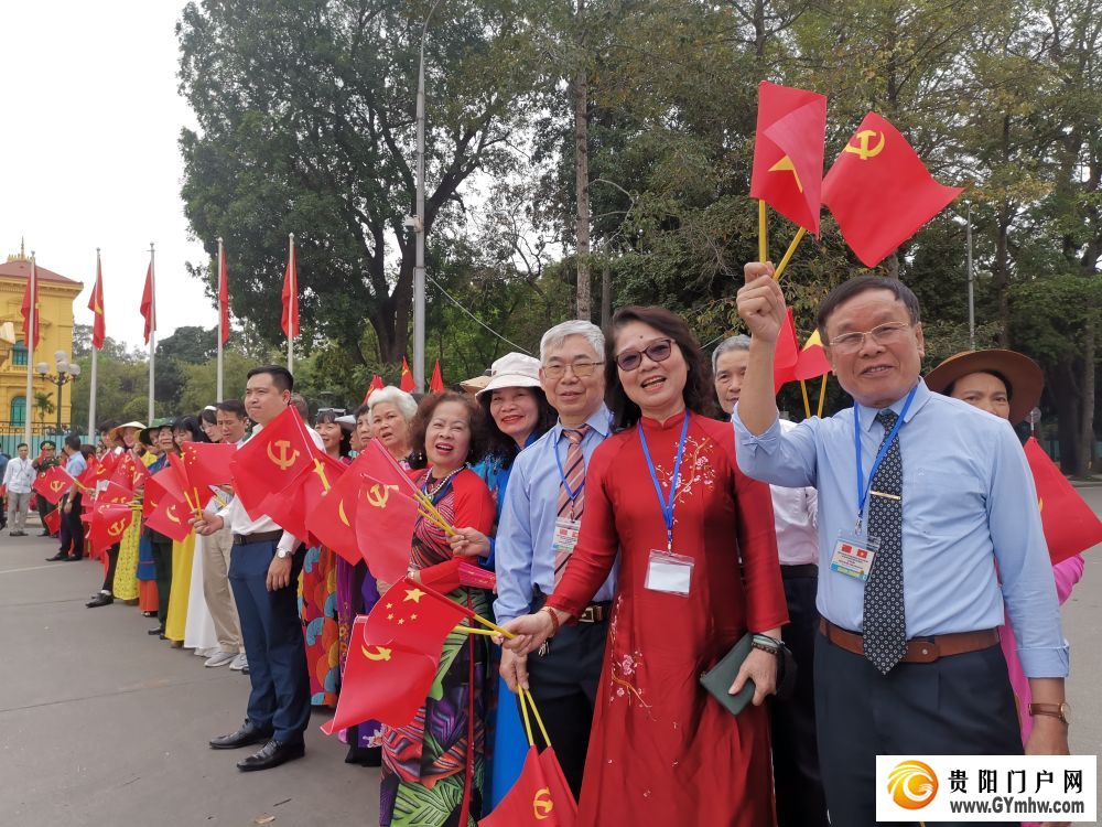 习近平出席苏林举行的欢迎仪式(图5)