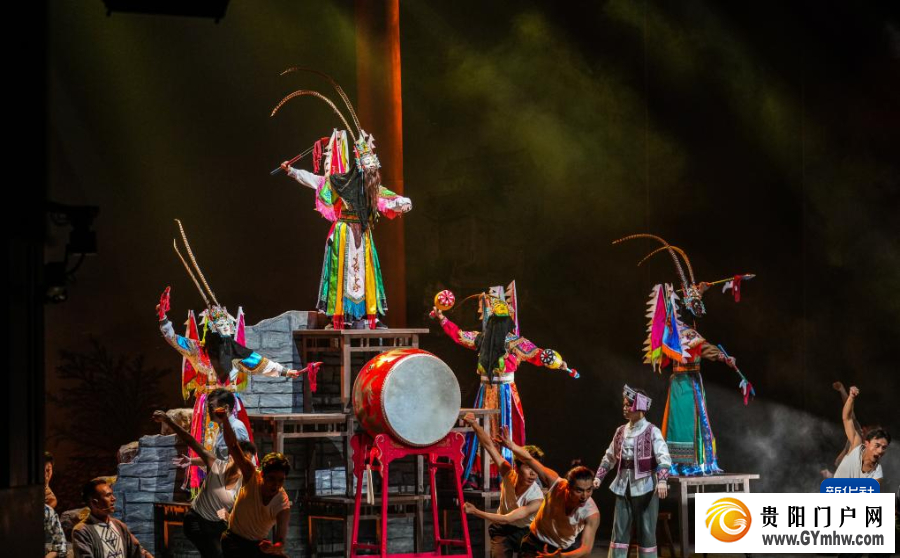 民族歌舞剧《山河同心》在贵阳上演(图1)