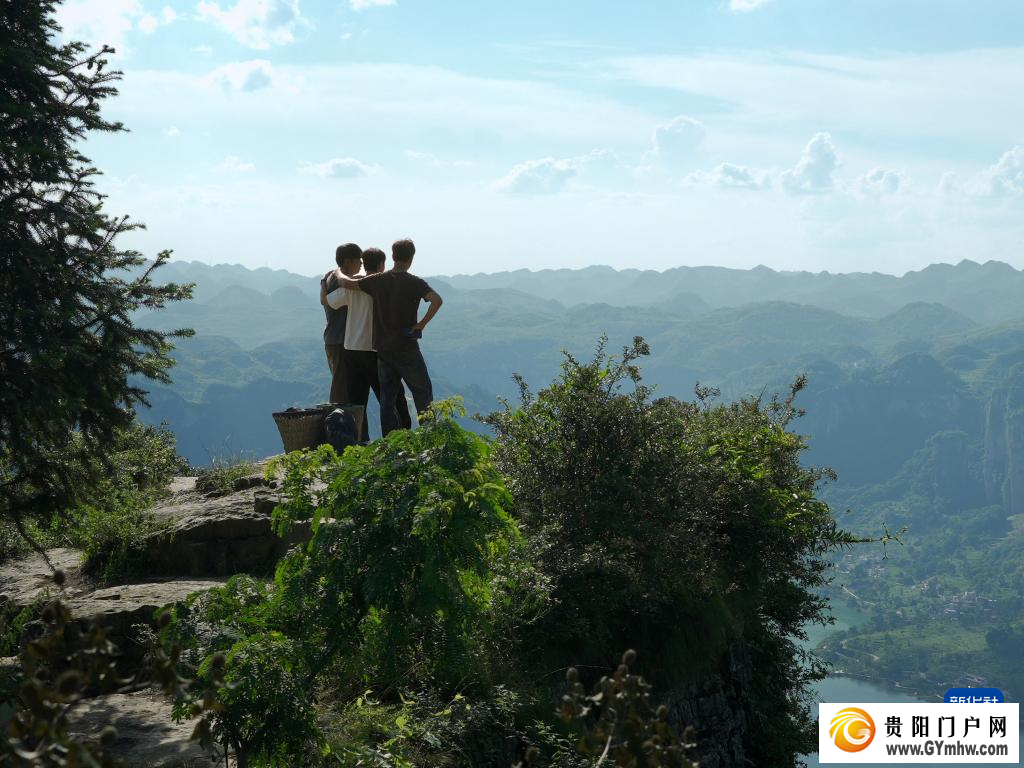 乌蒙深处:写好山乡巨变的动人故事(图2) 乌蒙深处:写好山乡巨变的动人故事(图2)